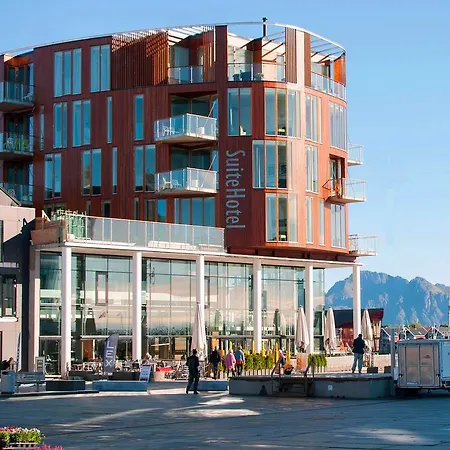 Lofoten Suitehotel Отель 4*