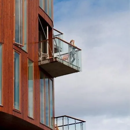 Lofoten Suitehotel Свольвер