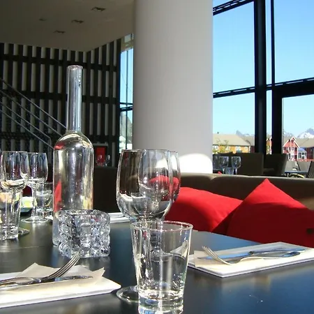 Lofoten Suitehotel Отель