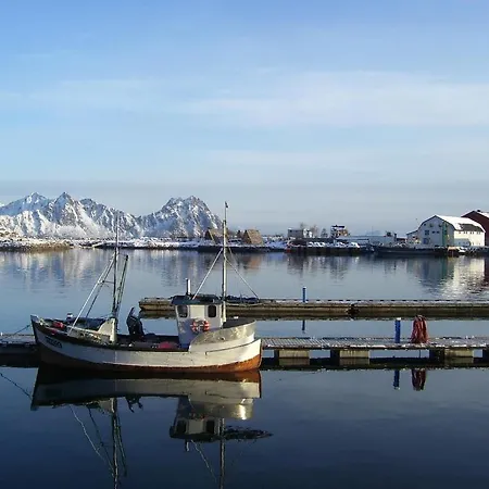 Lofoten Suitehotel Отель 4*