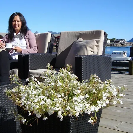 Отель Lofoten Suitehotel 4*