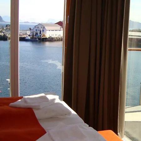 Lofoten Suitehotel Отель 4*