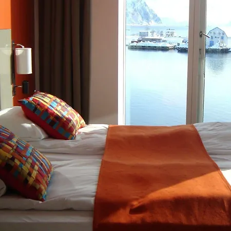 Отель Lofoten Suitehotel 4*