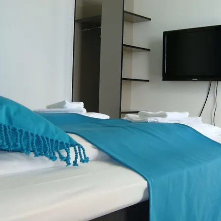 Lofoten Suitehotel 4* Свольвер